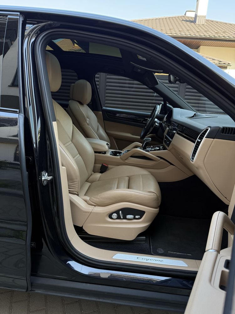 Porsche  cayenne matrix
