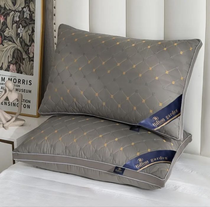 Подушка для сну та відпочинку