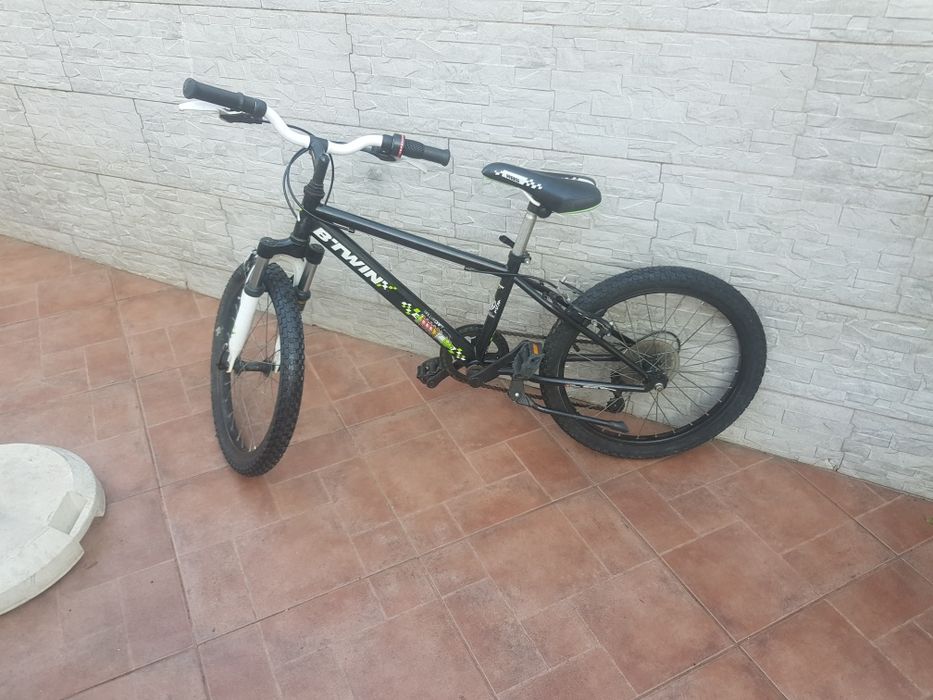 Bicicleta roda 20 com revisão feita tudo a funcionar