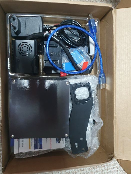 Продам 3D принтер Easy Threed K9 с нитями для печати