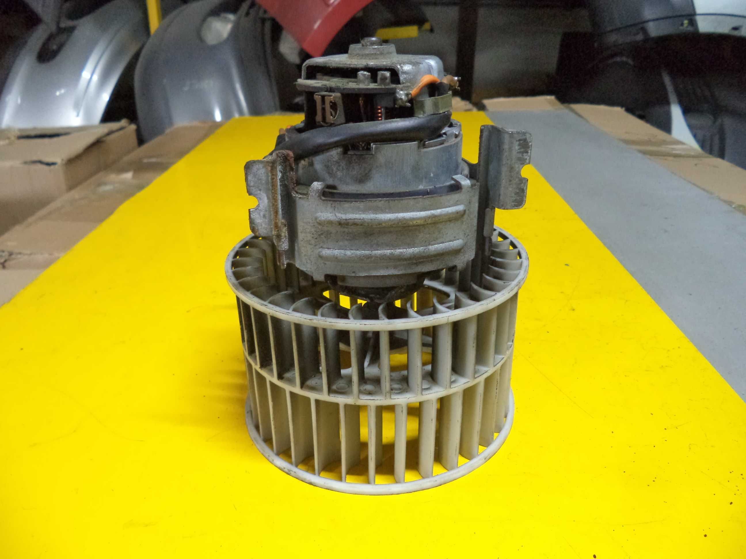 Мотор вентилятор моторчик печки Saab 9-3 з 99-02 р.в.   3137220289