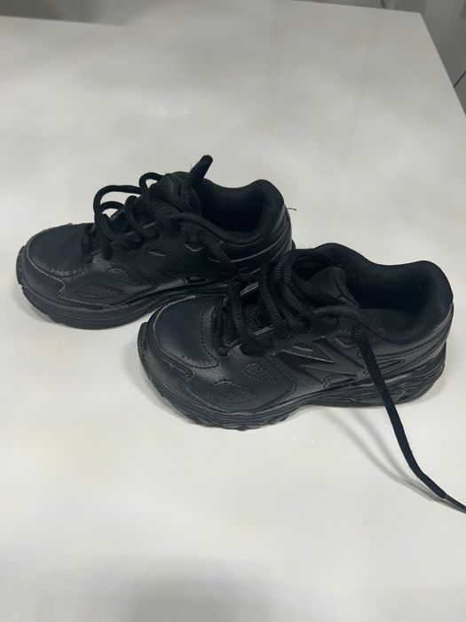 Buty dziecięce New Balance 680v6