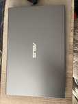 Sprzedam nowego laptopa ASUS VivoBook 15
