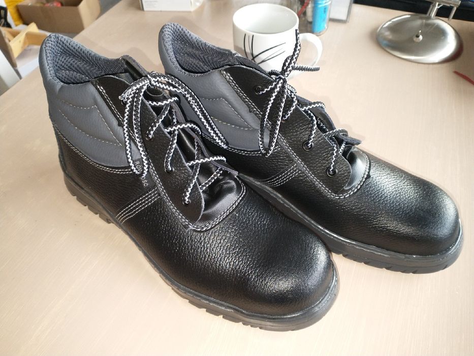 Buty do pracy / ogrodu / ochronne w rozmiarach 44/45/46 
Zastosowanie