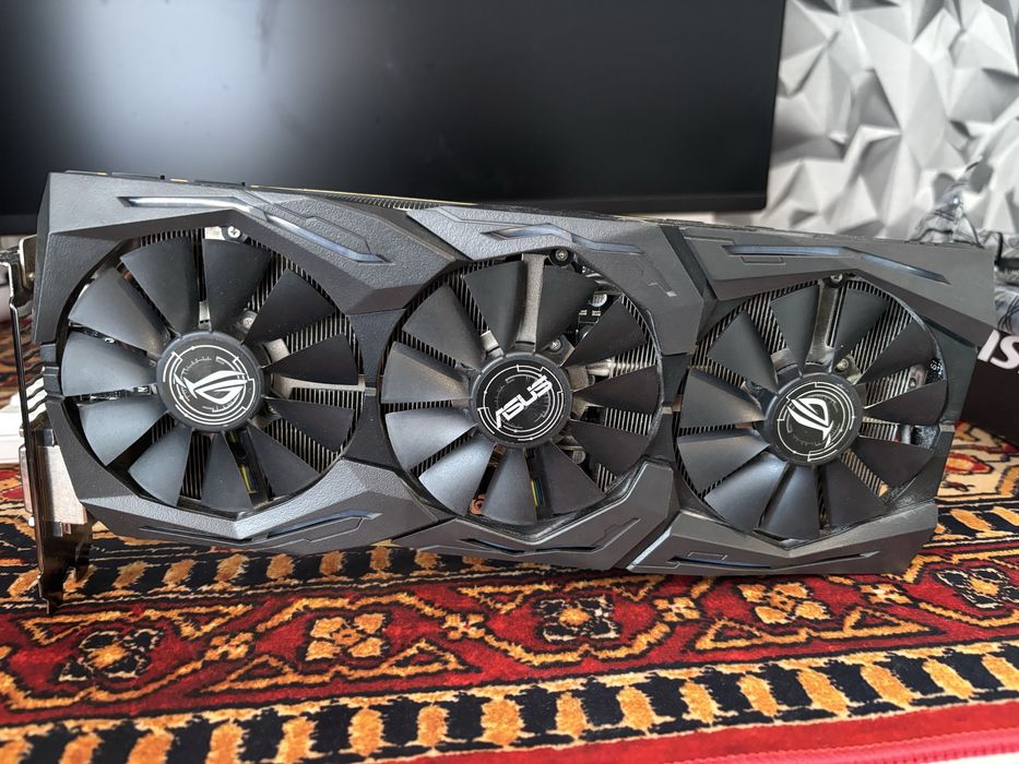 Nvidia GTX 1070 Asus Rog Strix