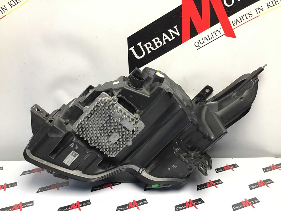 Передня права світодіодна фара Full Led Range Rover Vogue jk5213w029cd