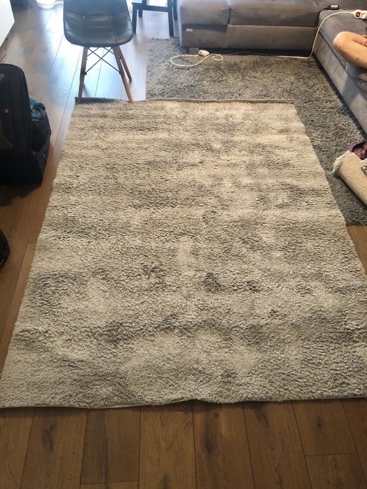 Tanio duży dywan około 230x170 miękki pluszowy włochacz shaggy
