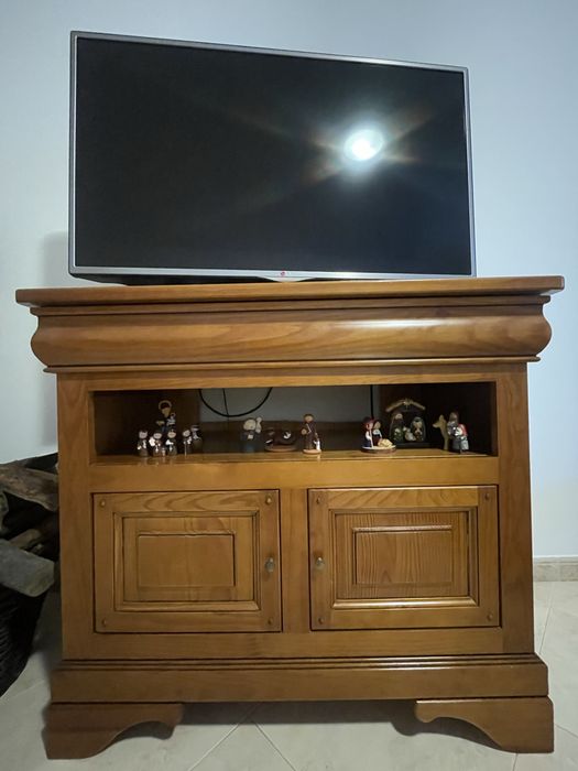 Movel Televisao bom estado geral