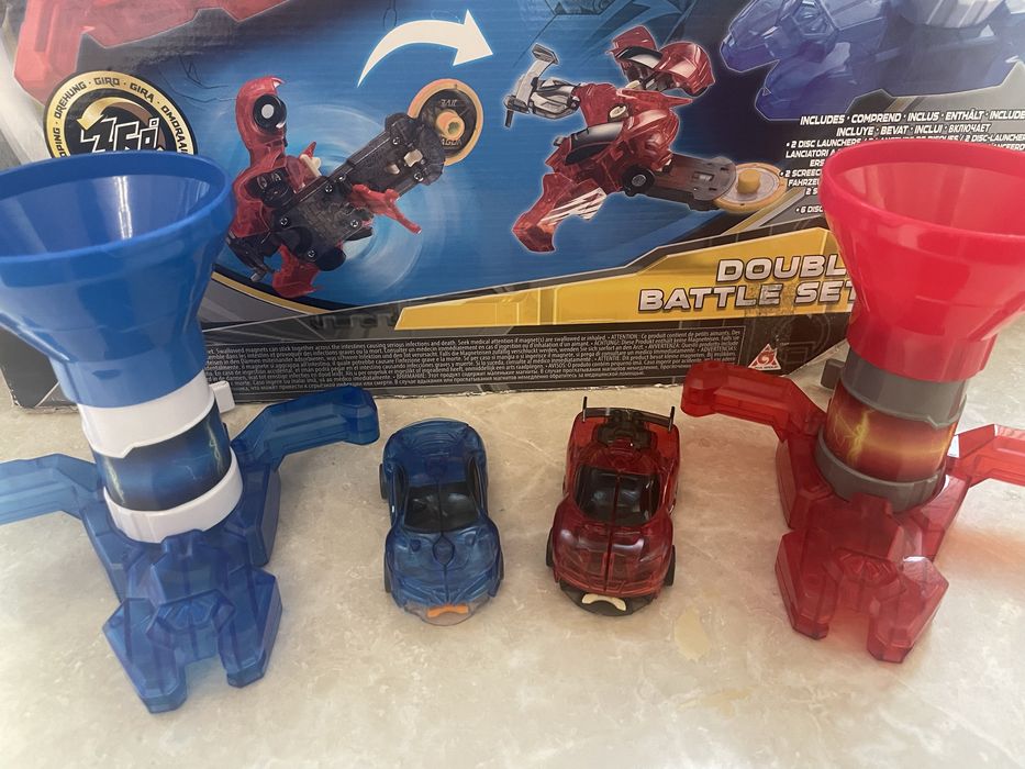 Скрічер Подвійний удар Запускач Screechers double buttle set