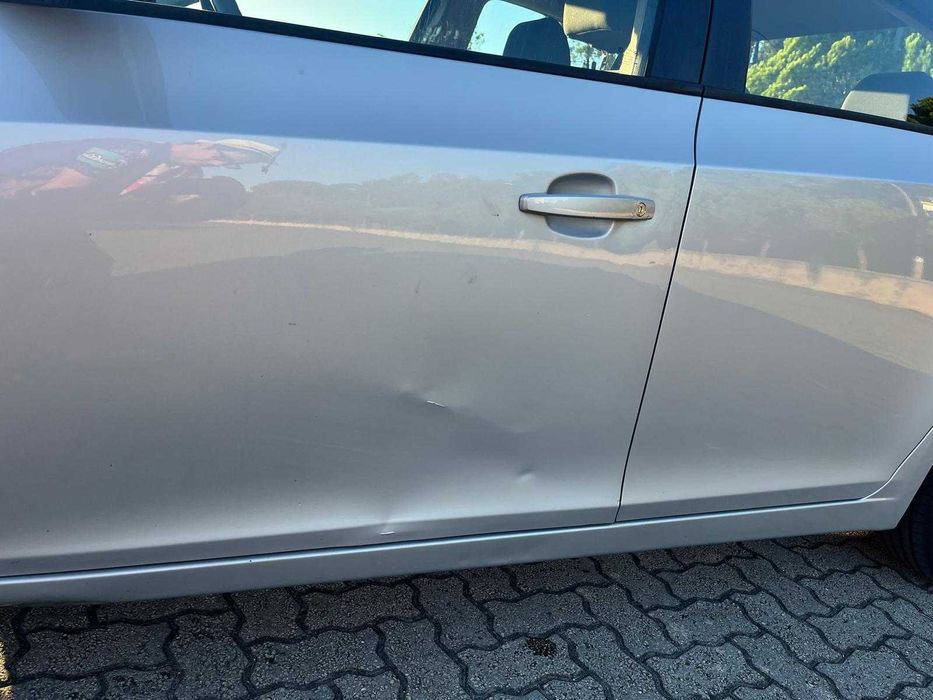Chevrolet Cruze 1.6 LS (2010) – Bem estimado