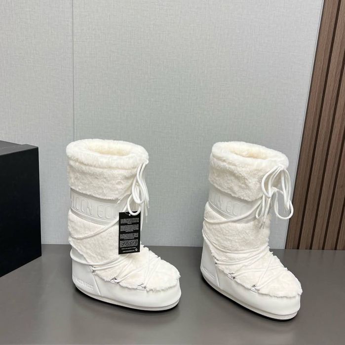 Зимове жіноче взуття/ Moon Boot/ Мун Бути/ Черевики/ Timberland Suprem