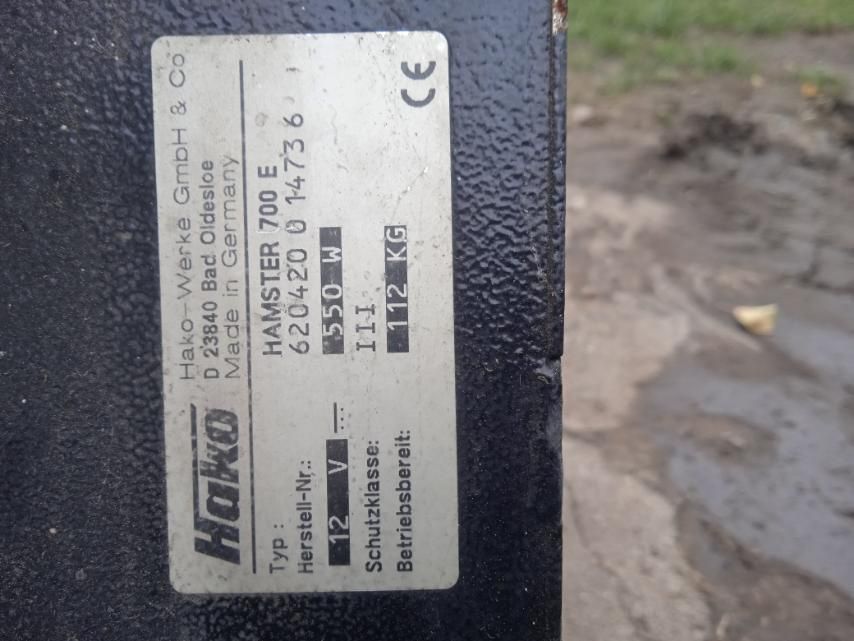 Підлого прибиральне машина Hako-Hamster 700