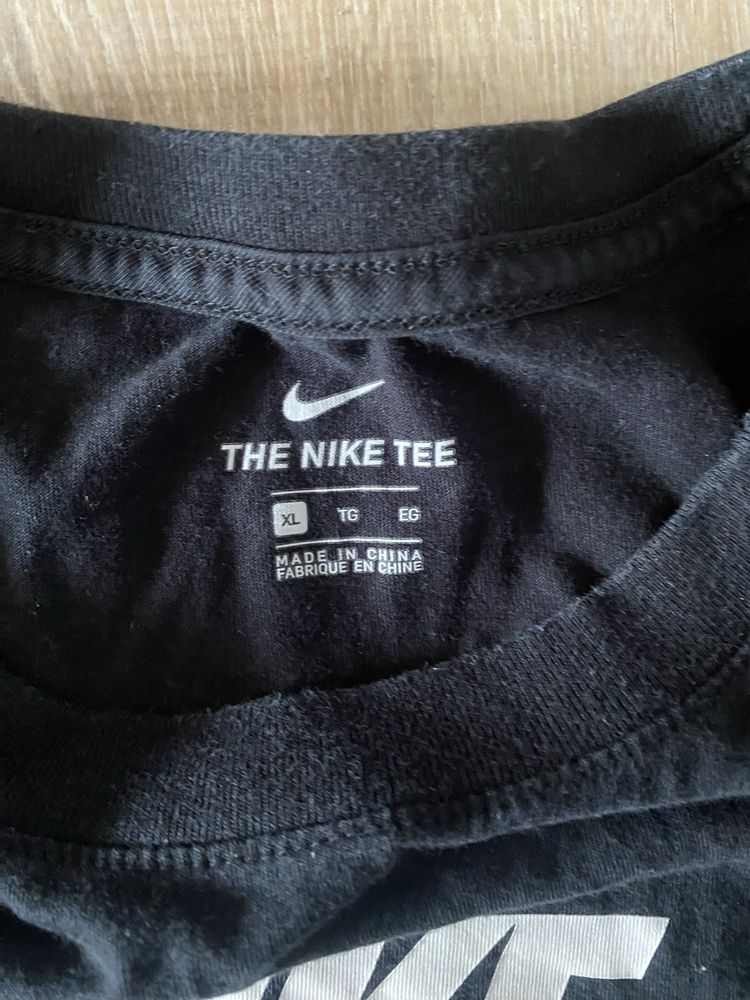 Футболка Nike