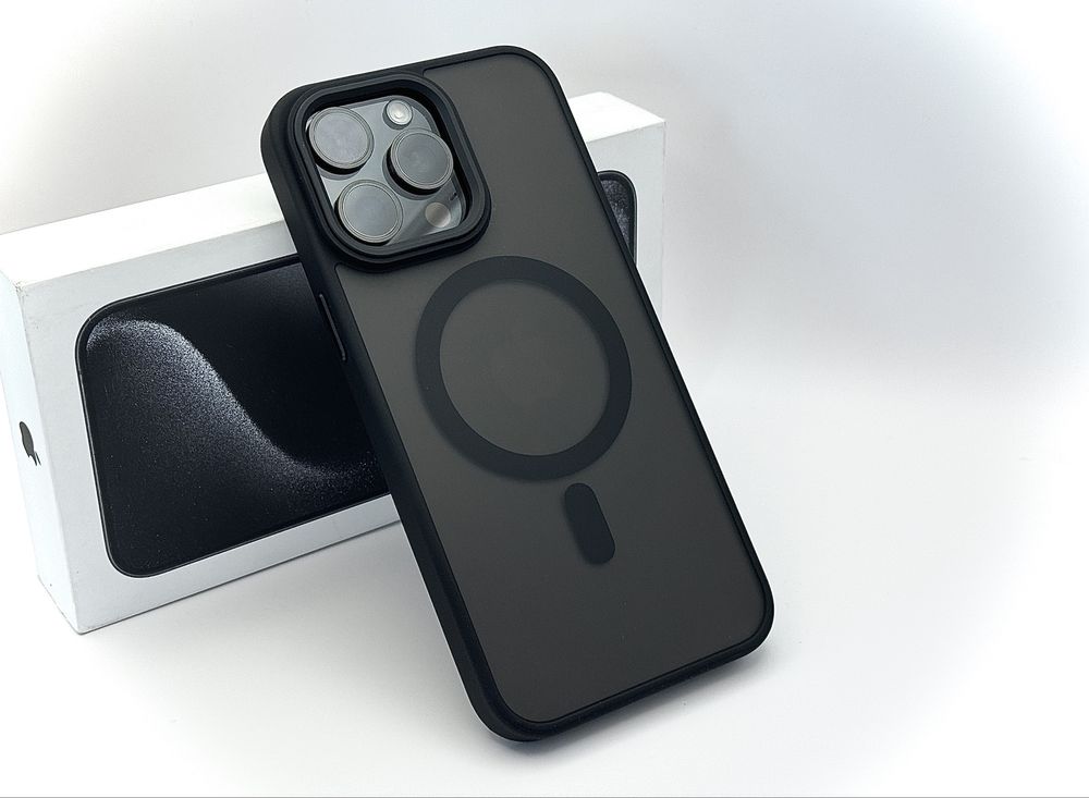 Матовый чехол на IPhone 15 Pro Max Black MagSafe, 15 Pro - 11 Pro Max