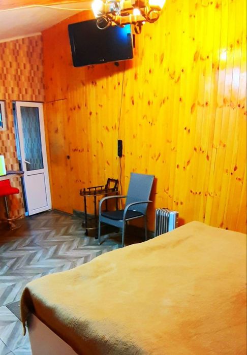 Зняти подобово Житомир   рай. житній ринок