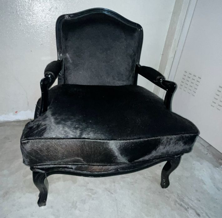 Cadeirão com design Classico
