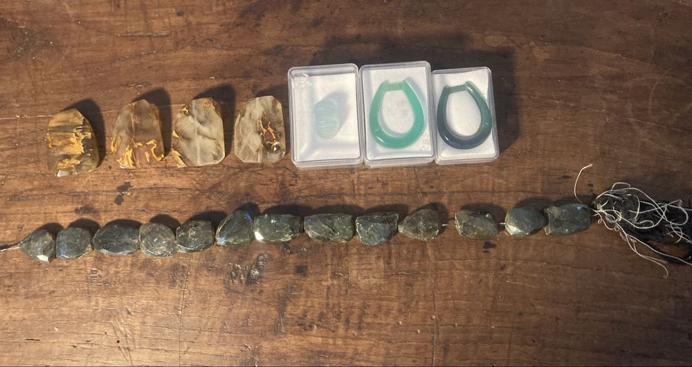 Lote de Agatas e Topazio