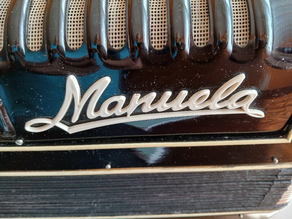 akordeon niiemieck Manuela.80 basówi