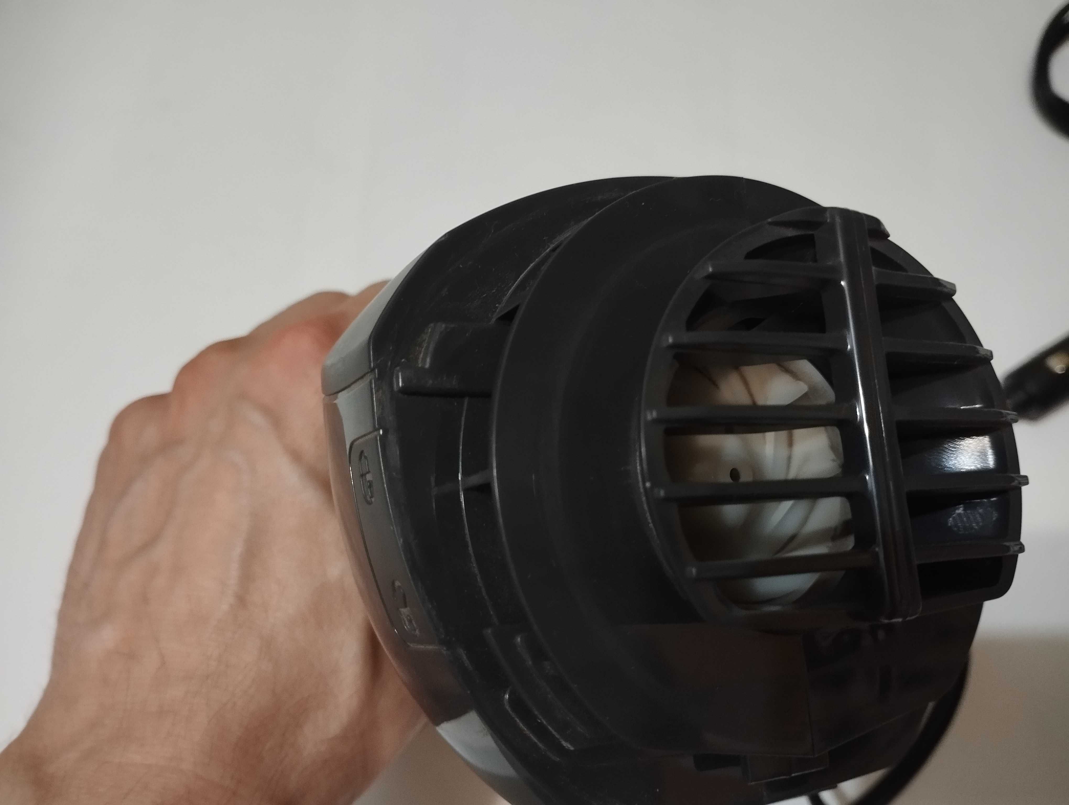 Пылесос автомобильный BLACK+DECKER NVB12AV