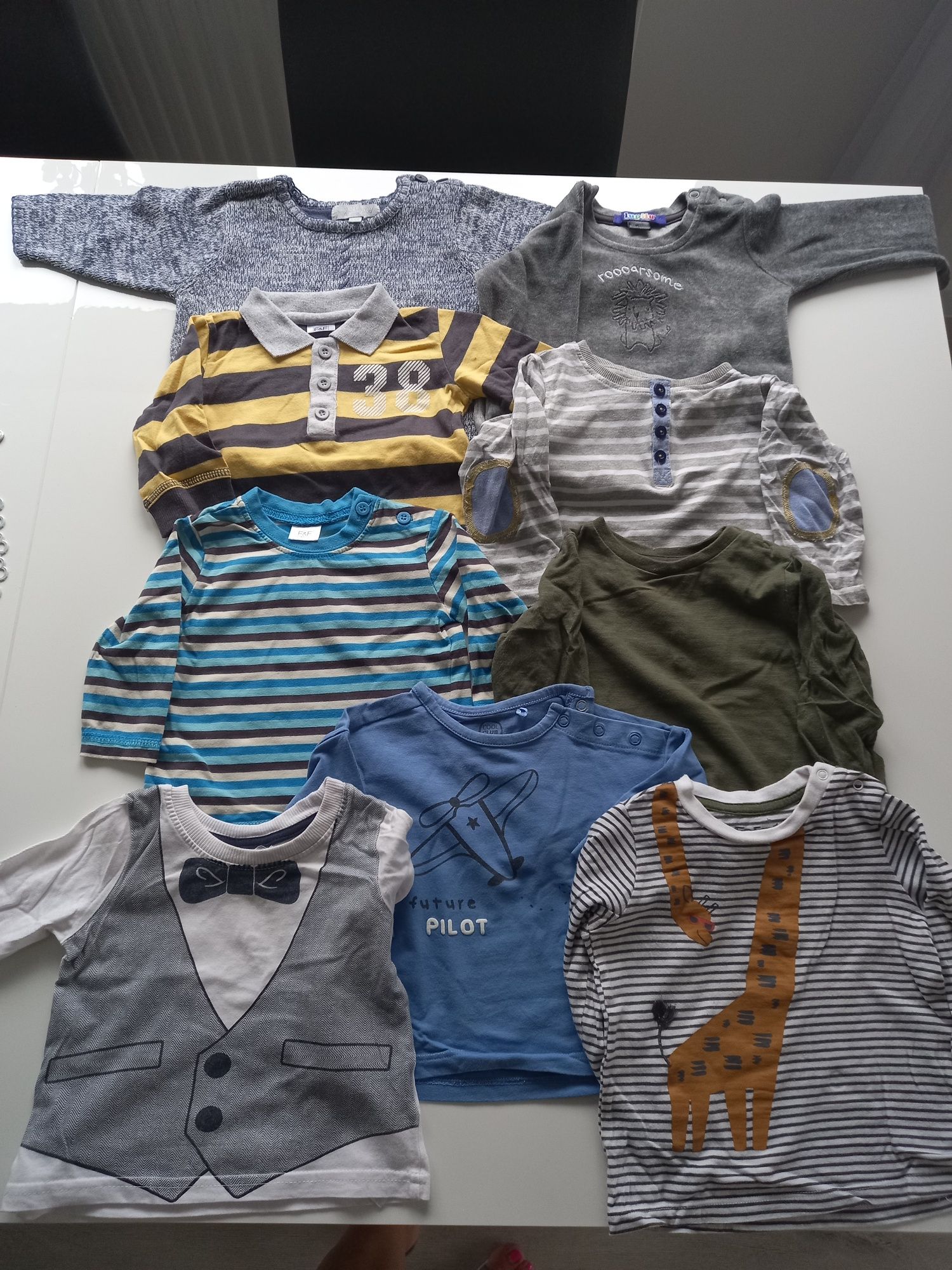 Bluzki koszulki sweterek bluza r. 68/74 zadbane chłopięce