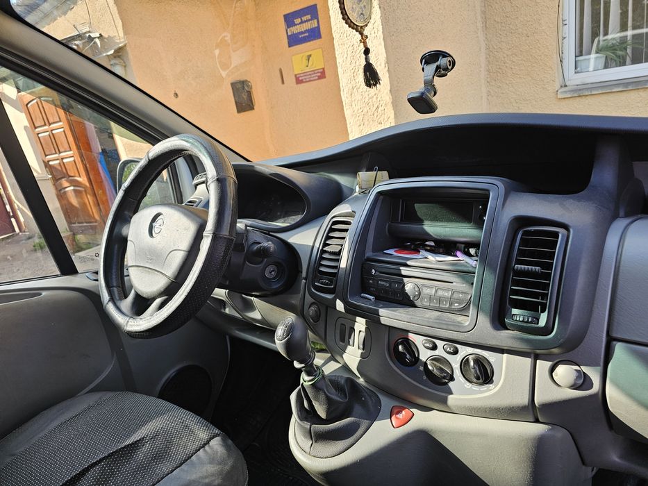 Продам Opel Vivaro
