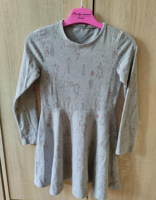 Świąteczne ubrania dla dziewczynki r 128/134