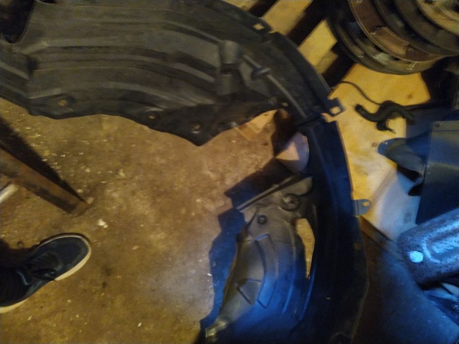 Підкрилок правий мазда сх 5 ке оригінал 2.5літра