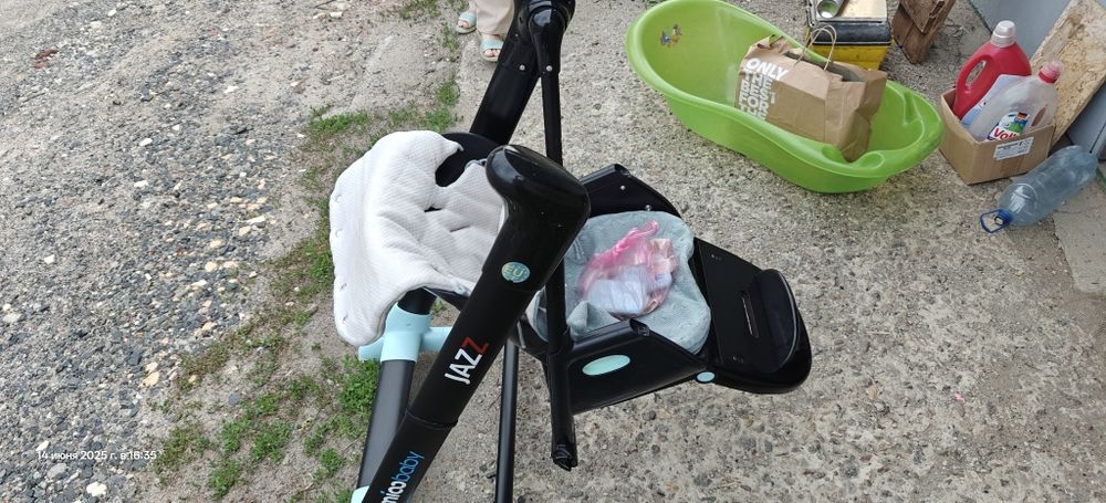 Стілець- гойдалка кормление 3 в 1 Mioobaby Jazz Beige заколисуючий