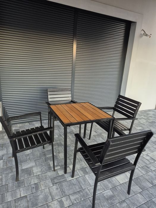 ogródek  piwny gastronomiczny bar kawiarnia zestaw ogrodowy stół