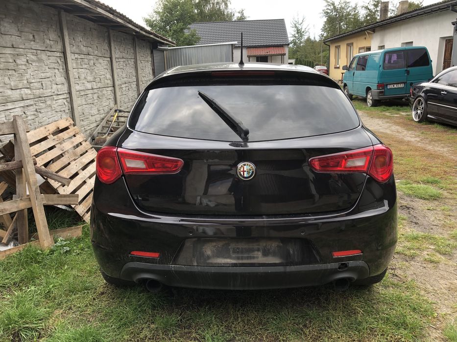 ALFA ROMEO Giulietta 2.0 JTD 170km Maska Drzwi Błotni Zderzak LAK. 805