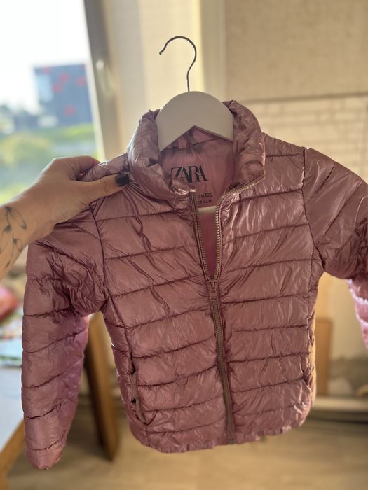 Курточка на дівчинку