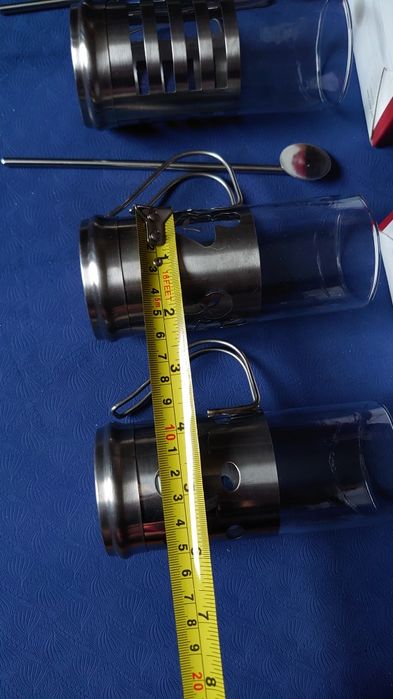 Zestaw 4 szklanek do Herbaty lub kawy z koszyczki