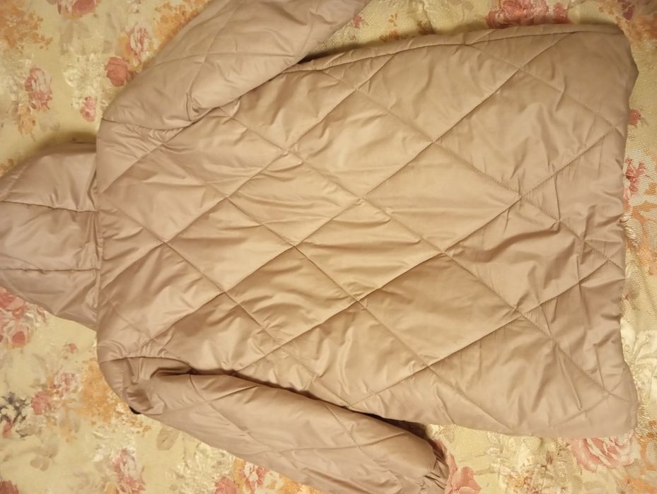 Куртка зимова, утеплена куртка 152 зріст.