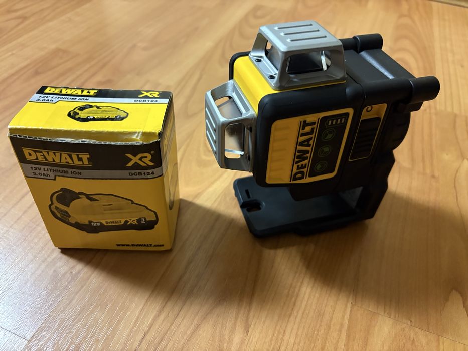 Laser Wieloliniowy DeWALT DCE089D1G plus bateria!