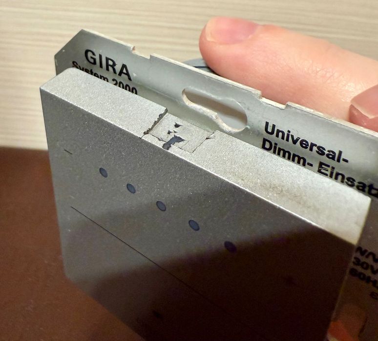 GIRA Touchdimmer диммер 2000 0305 00 | сенсорная панель с памятью 2208