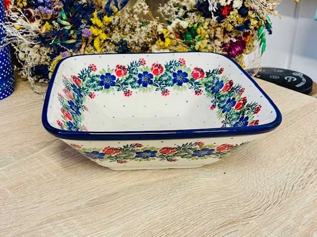 Ceramika Bolesławiec. Miska salaterka wianek (16352)