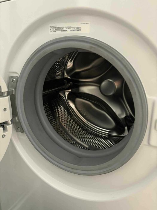 Sprzedam pralkę BOSCH Serie 2 WGE02400PL – 7 kg, 1400 obr/min jak nowa