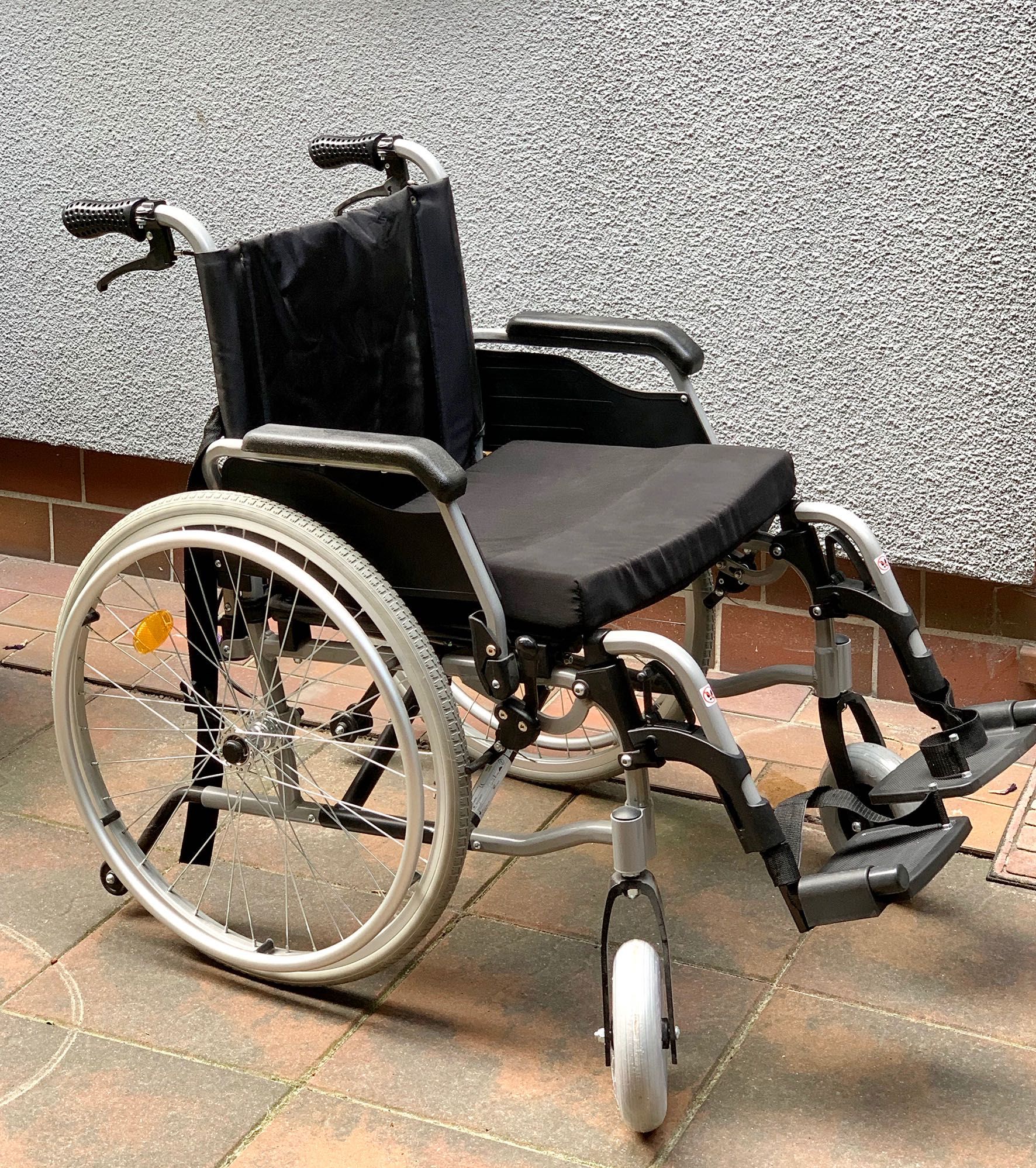Wózek inwalidzki Vitea Care / VCWK9AL / do negocjacji
