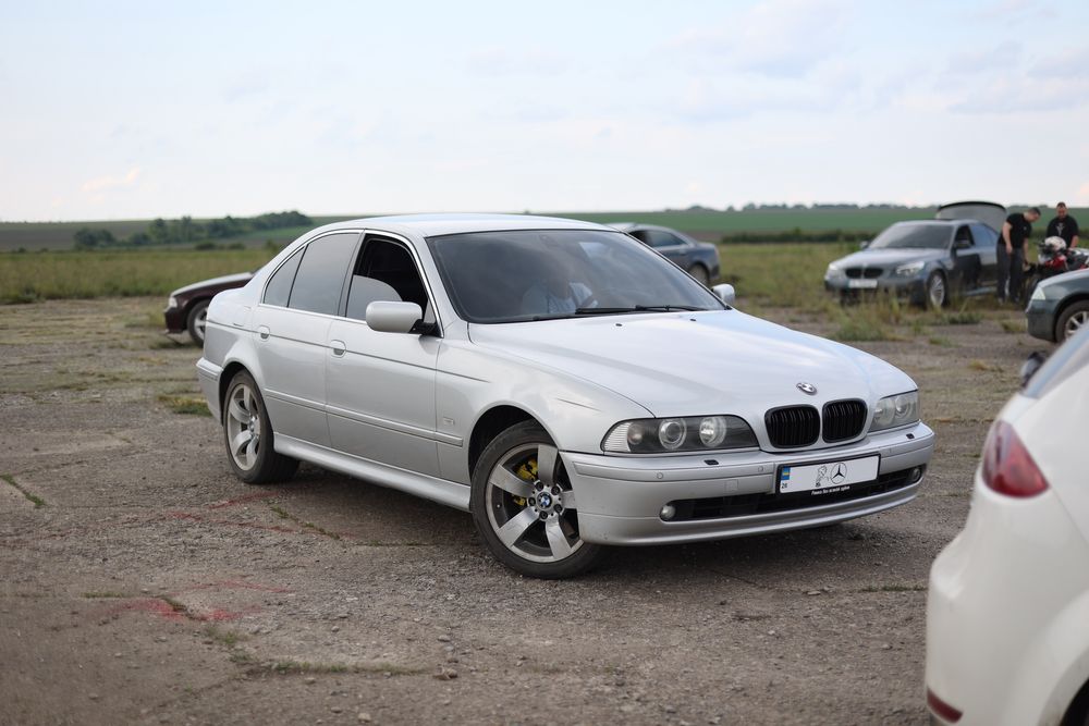 Продаю BMW e39 3.0