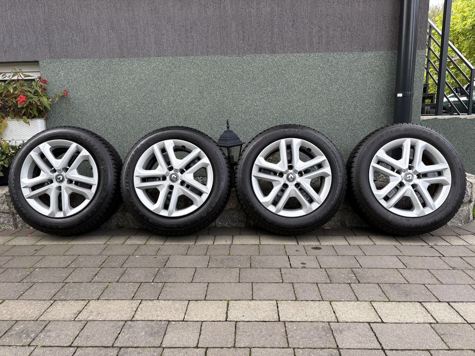 Felgi strukturalne Renault 5x114,3 Dunlop 205/60R16