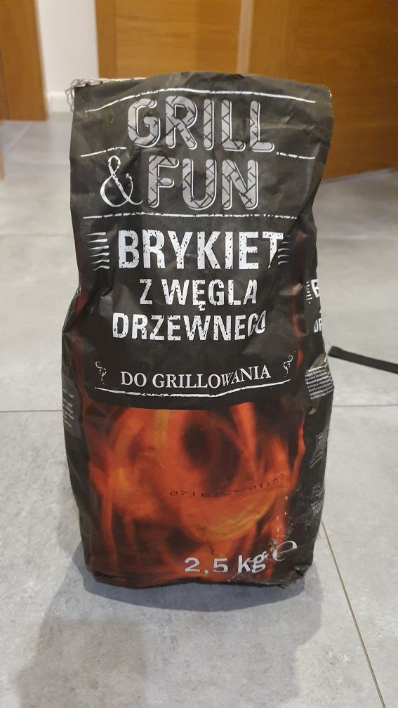Brykiet węgla drzewnego do grilla 2,5 kg