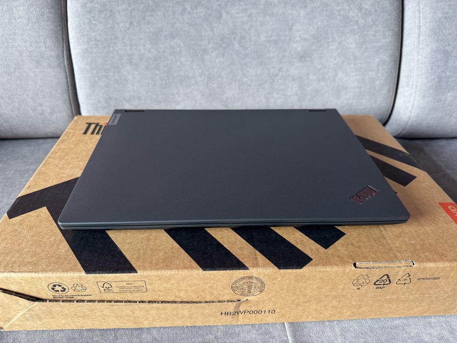 Ноутбук Lenovo ThinkPad P16v G2 21KX0014RA Black, Intel Core Ultra 7