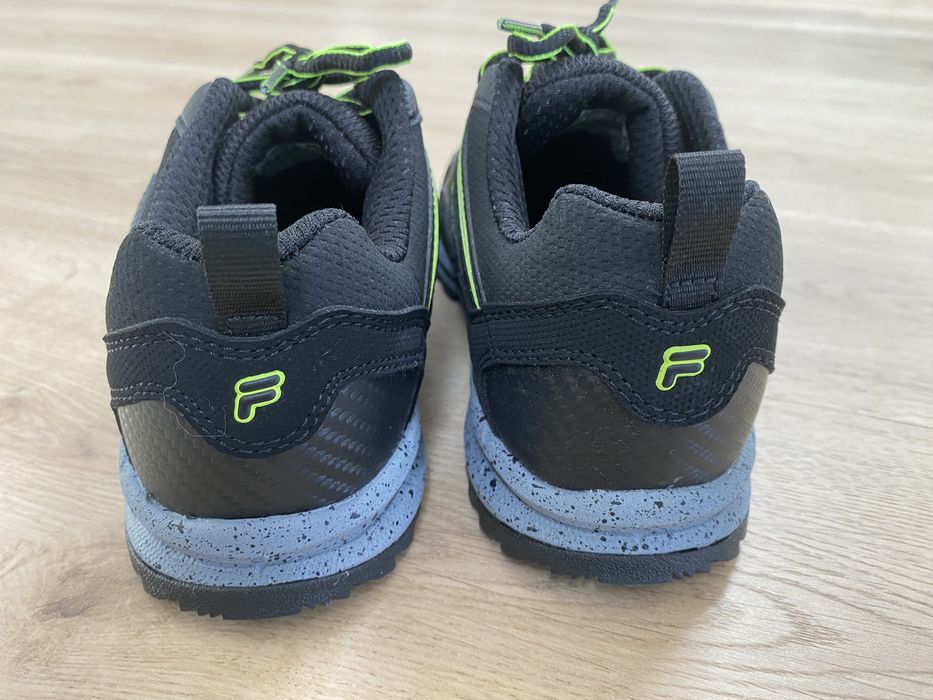 Ténis Fila tamanho 38 Novos