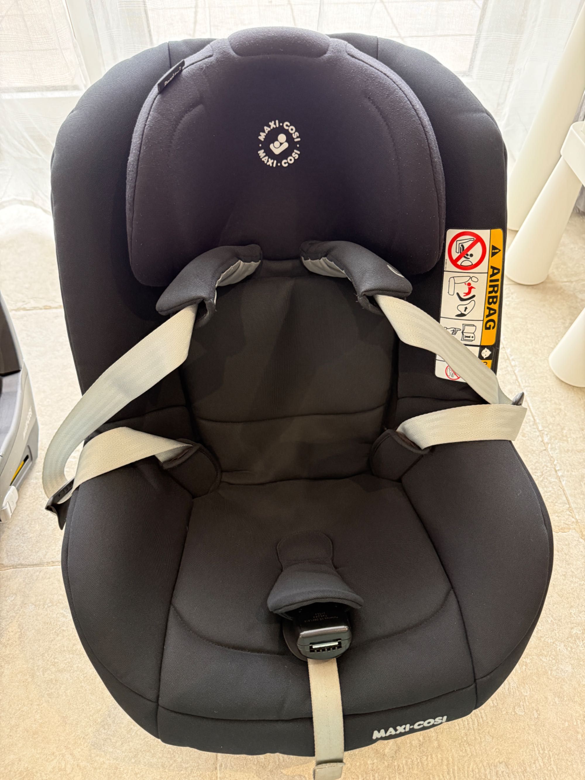 Fotelik samochodowy Maxi-Cosi Pearl Pro2 +baza Family Fix2 0-18kg