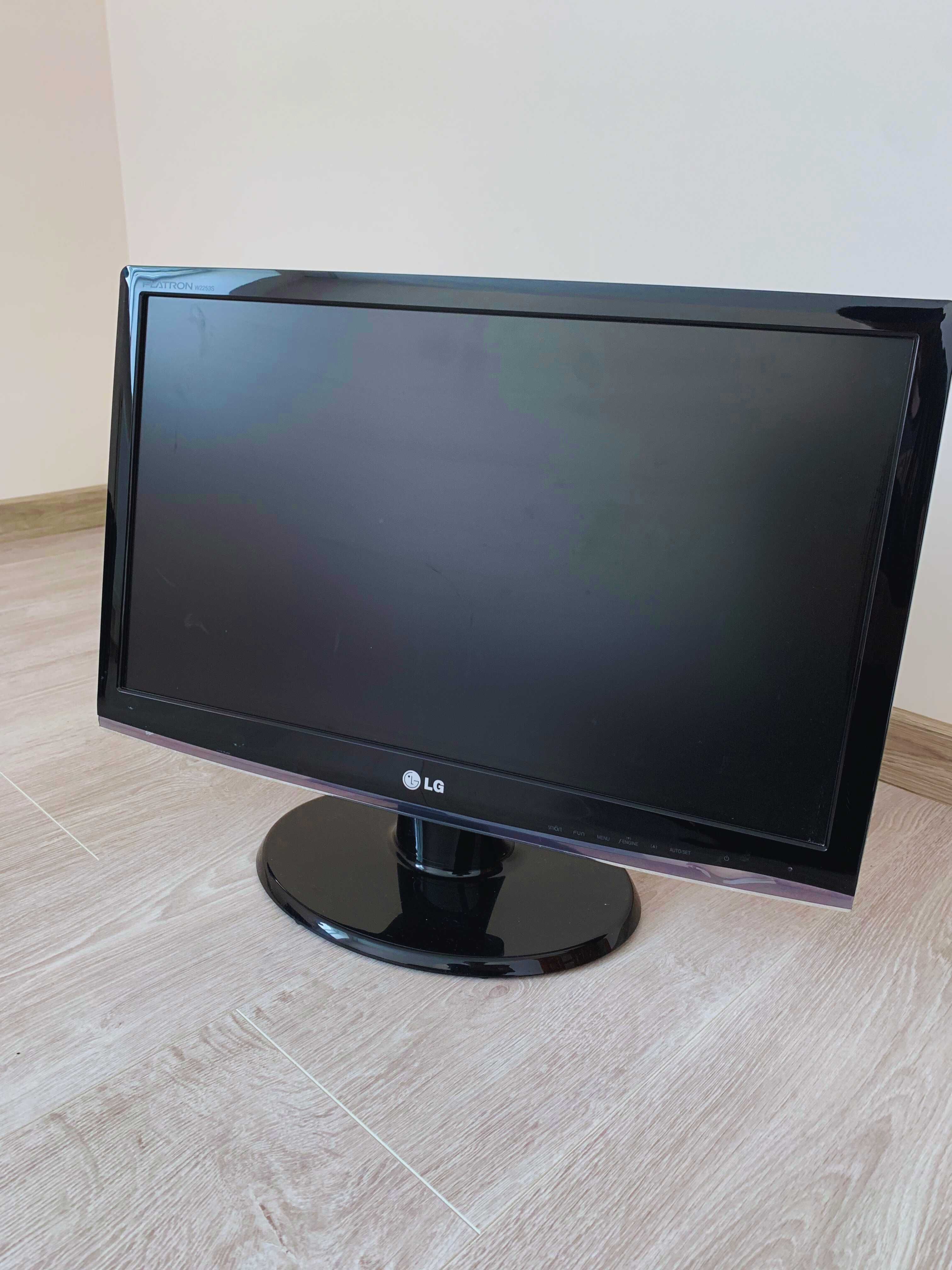 Персональний компʼютер AMD 2.8GHz/RAM 4GB/1GB/SSD 128GB/HDD 500TB