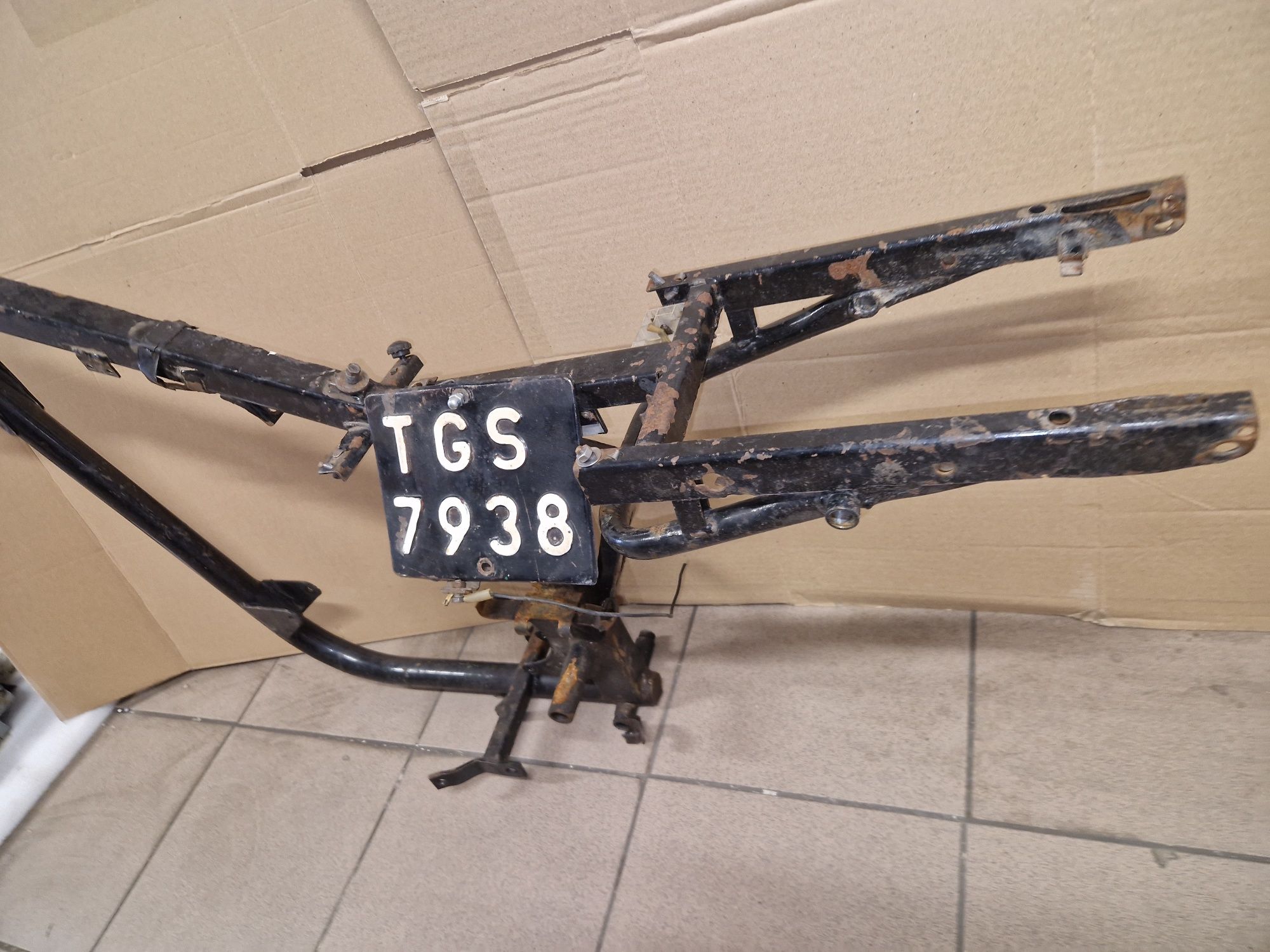 Rama wsk 175 kobuz 1982r zarejestrowana umowa kupna/sprzedaży