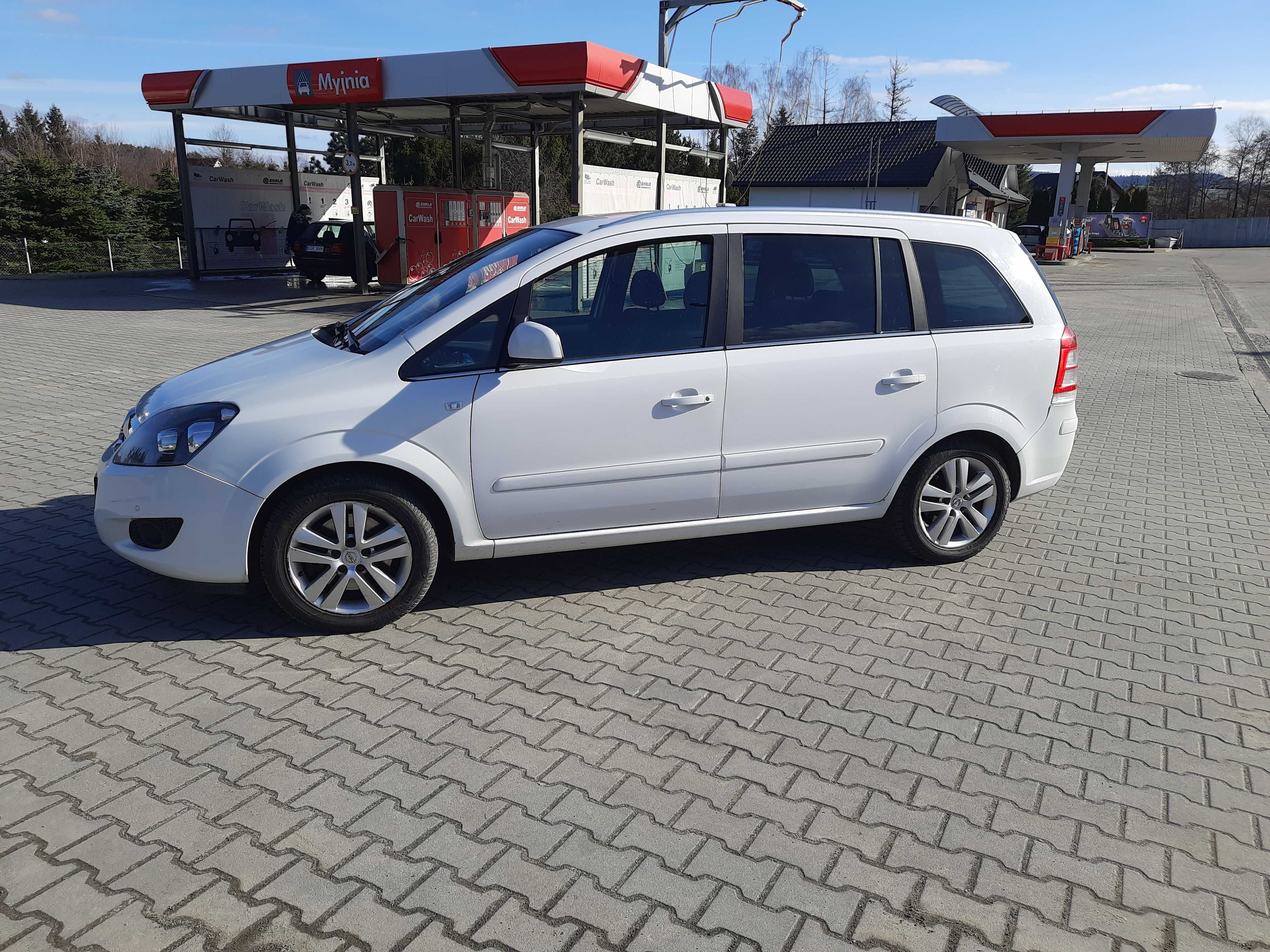 Opel Zafira B po lifcie