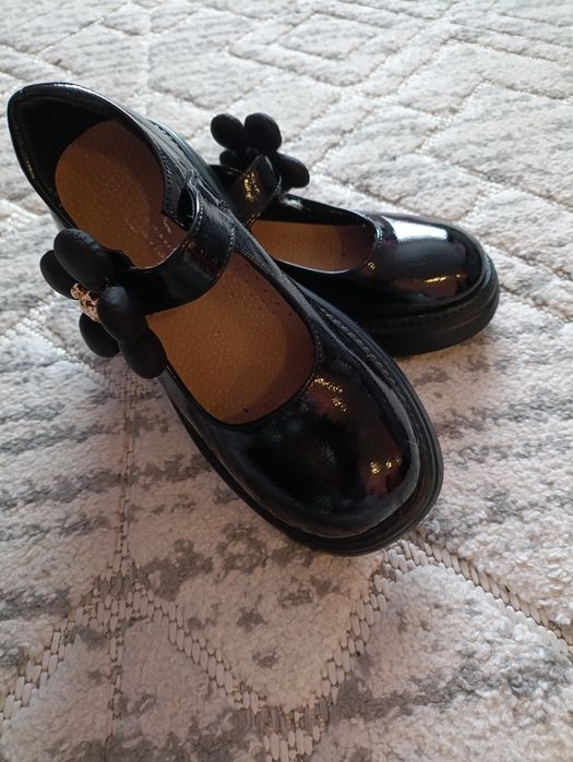 Туфлі дитячі для школи