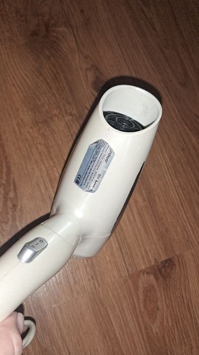 Компактный складной дорожный фен