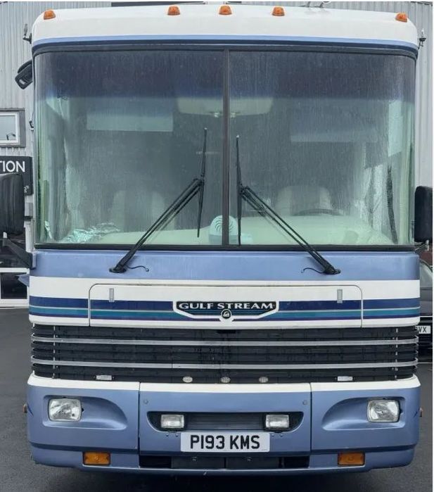 Gulf Stream Sun Voyager USA Kamper  Gulf Stream Sun Voyager 1997 USA Motohome Amerykański Kamper 5.9 V8 D